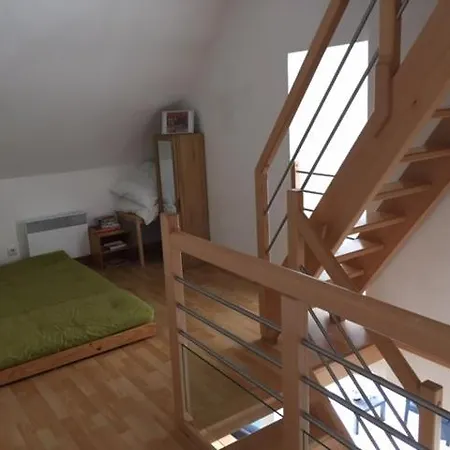 Сasa de vacaciones Maison Pres Du Centre Avec Terrasse Et Jardin